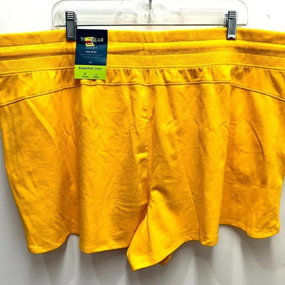 NWT TEK GEAR Women Mid Rise Drawstring Pockets Workout Yellow Shorts Plus Sz 2X - Picture 6 of 7
